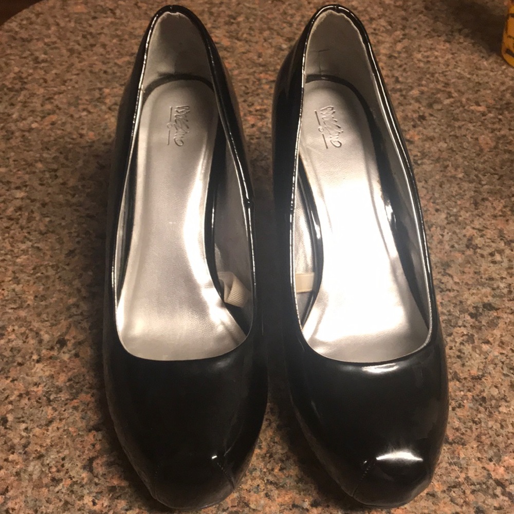 Mossimo shoes